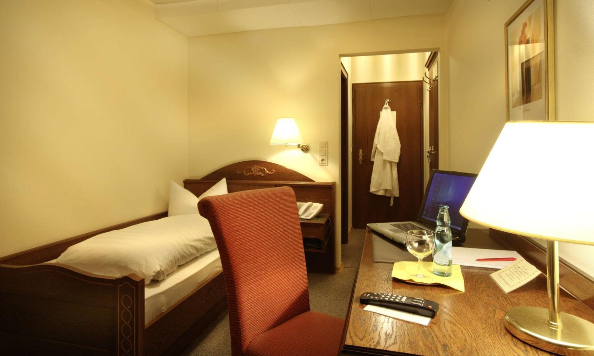 Ortenburg Wellnesshotel Zum Koch חדר תמונה